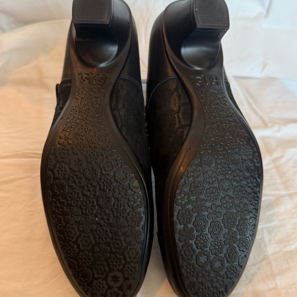 SAS Mary Jane Leather Comfort Heels – Size 9N Black Low Heeled Comfort -n- Cute - Picture 10 of 11